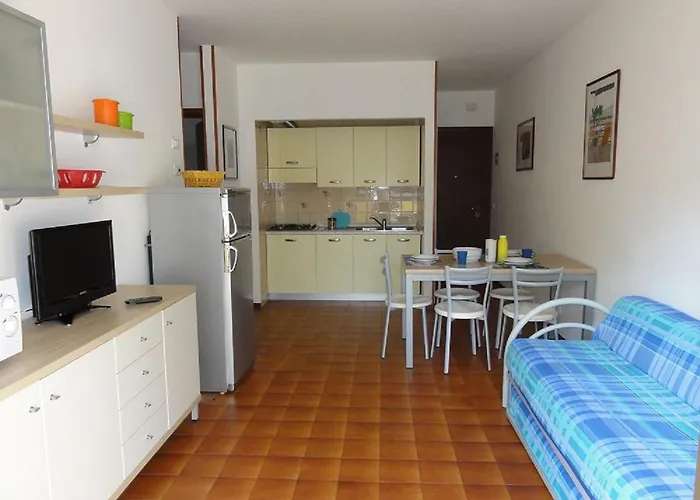 Bright Flat In Bibione-beahost * Μπιμπιόνε
